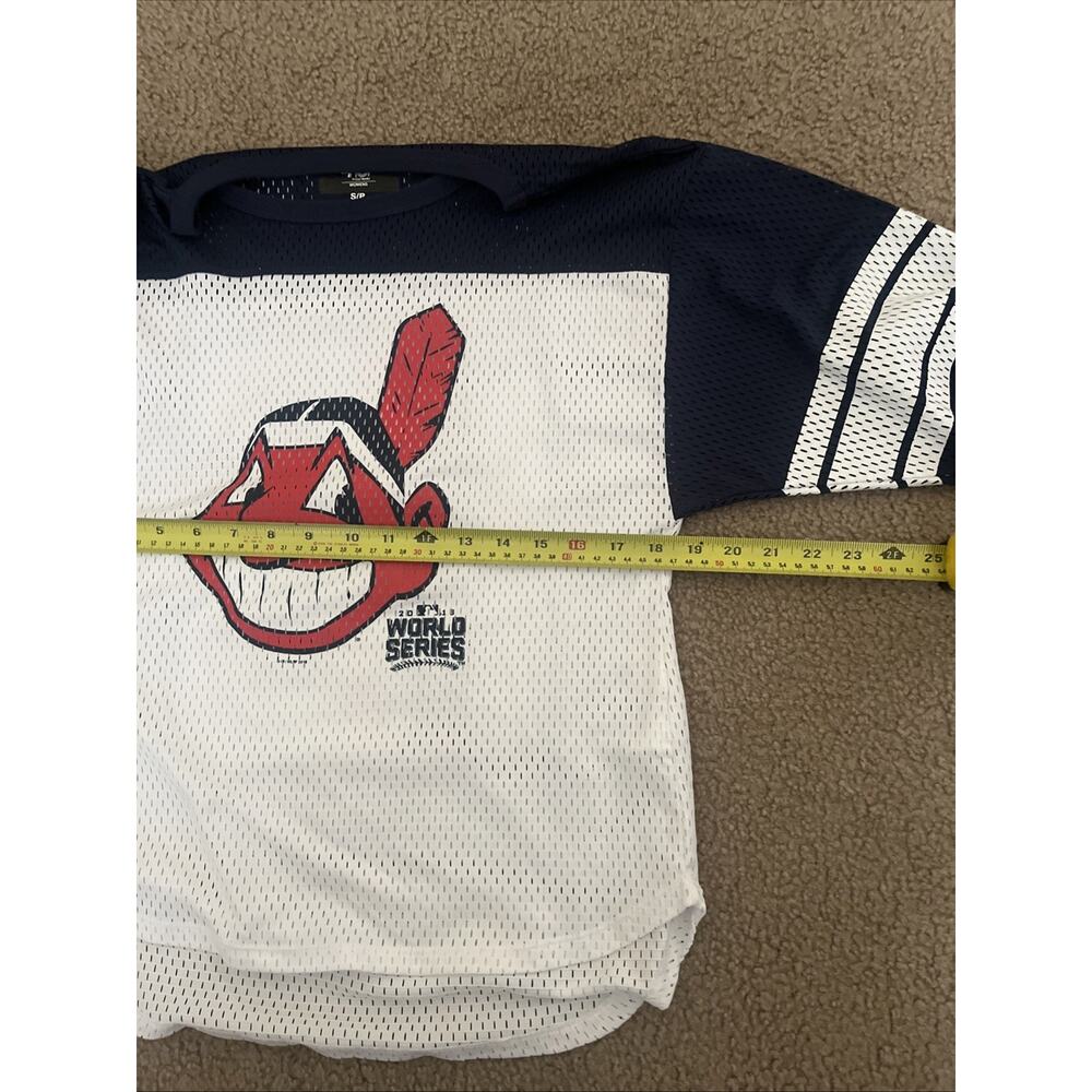 Cleveland Indians Womens Short Sleeve T-Shirt S G-III 4her By Carl Banks MLB - Picture 5 of 7